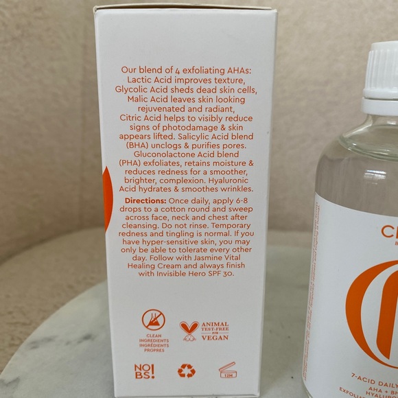 NIB Clark’s Botanicals 7-Acid Daily Glow Peel Exfoliator - Picture 4 of 6